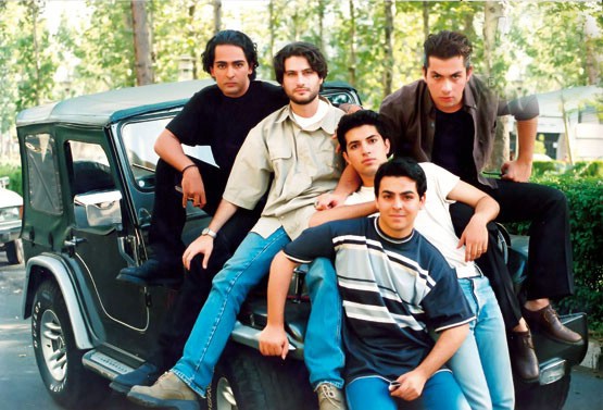 جذاب‌ترین تیتراژ‌های تاریخ تلویزیون ایران را ببینید