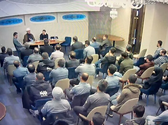 (عکس) کلاس توجیهی حجاب و عفاف برای کارکنان مهر و ماه قم