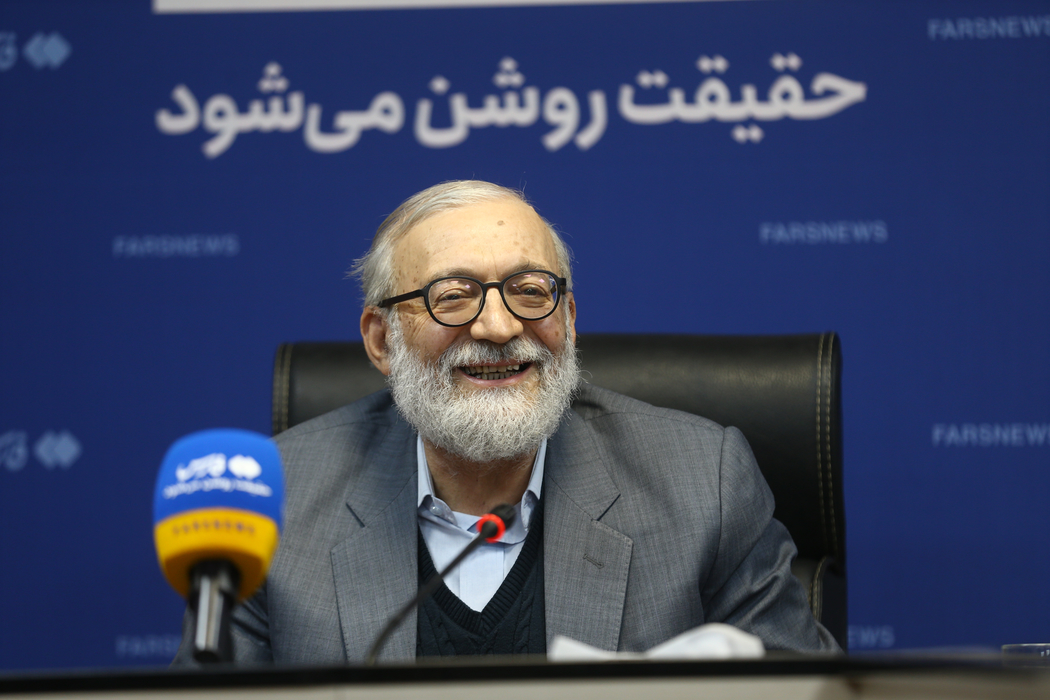 اتهام زنی جواد لاریجانی علیه علما پس از انتقادات اخیر از گرانی