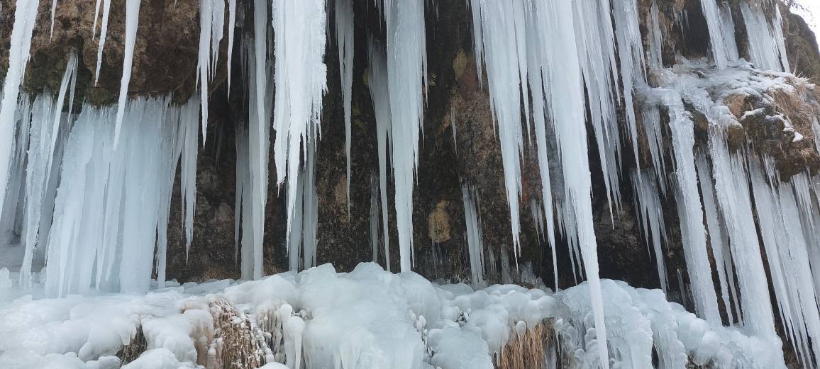 تصاویری از یخ زدن آبشار کندلوس