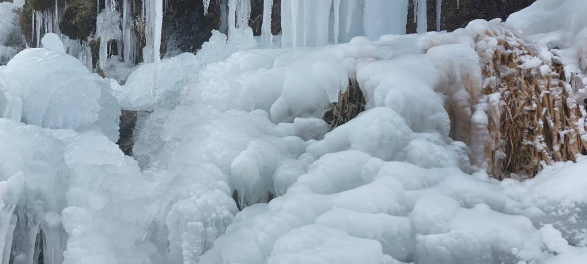 تصاویری از یخ زدن آبشار کندلوس