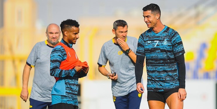 تمرین رونالدو با الهلالی‌ها پیش از تقابل با مسی