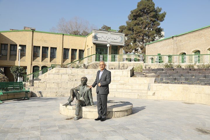 مجسمه واقعی