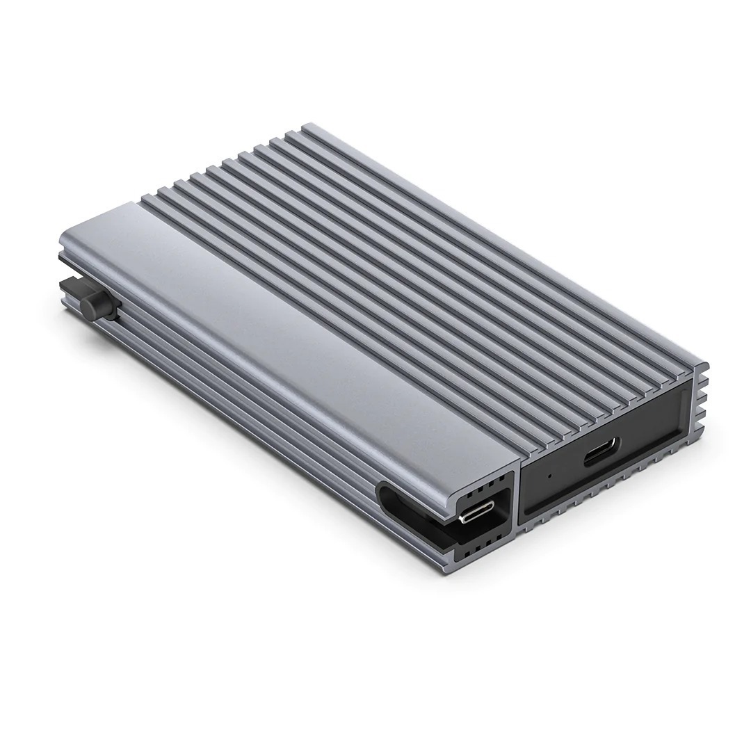 (ویدئو) زیک‌درایو؛ نخستین و سریع‌ترین درایو اس‌اس‌دی USB ۴.۰ جهان