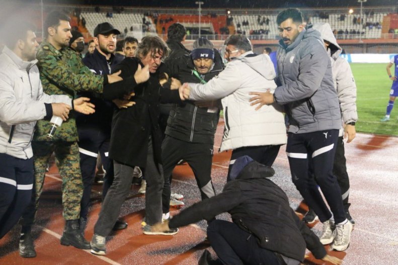 بیانیه مفصل مس علیه ساپینتو