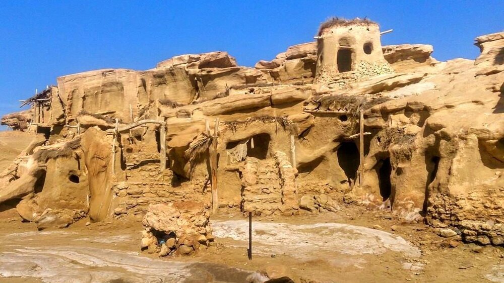 (تصویر) عجیب‌ترین ساحل ایران کجاست؟