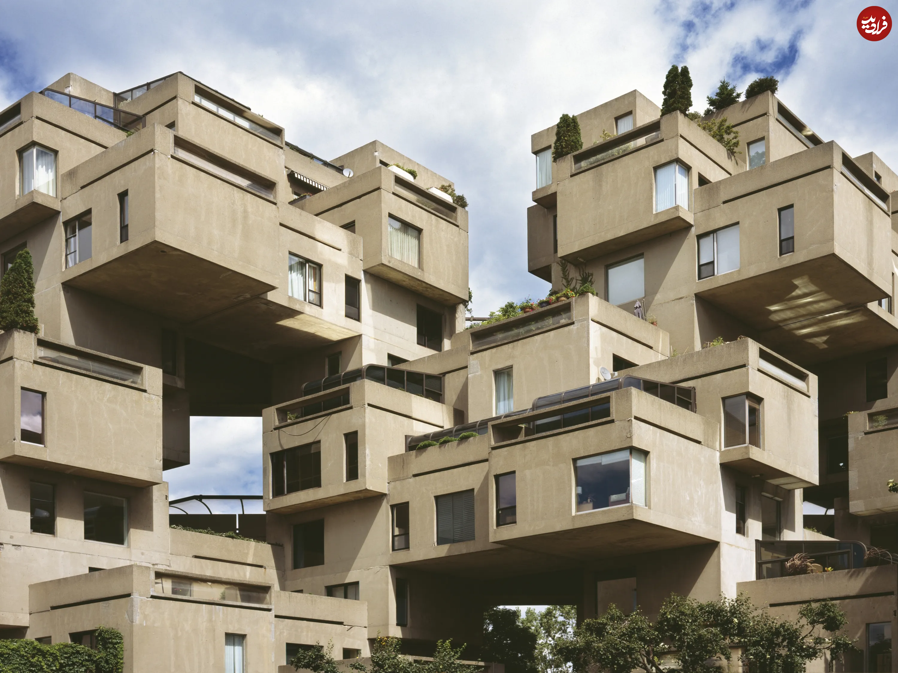 تصاویر خانه‌هایی که با معماری وحشیانه ساخته شده‌اند//