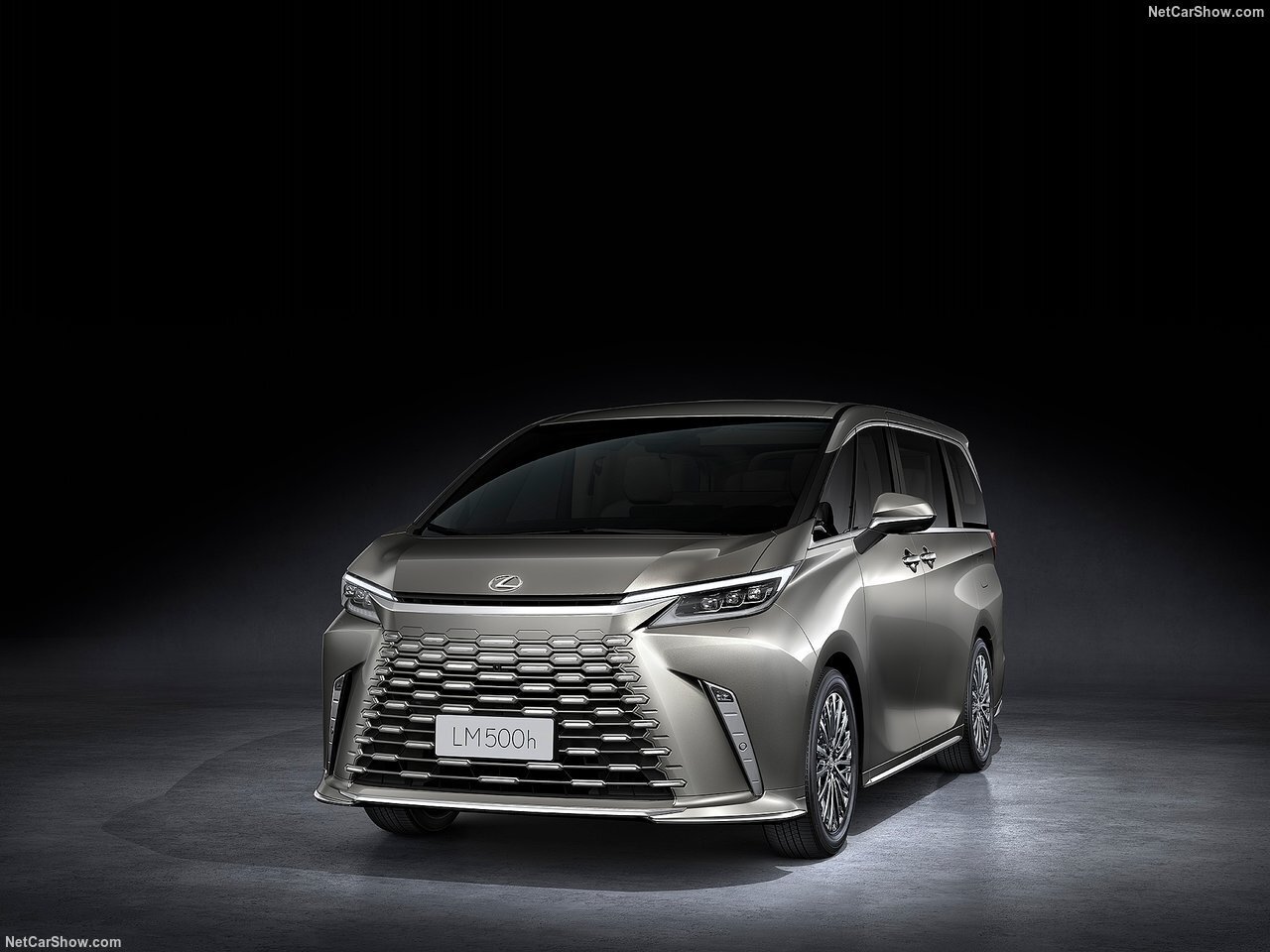 (عکس) لکسوس که ون بسازد، نتیجه تماشایی می‌شود