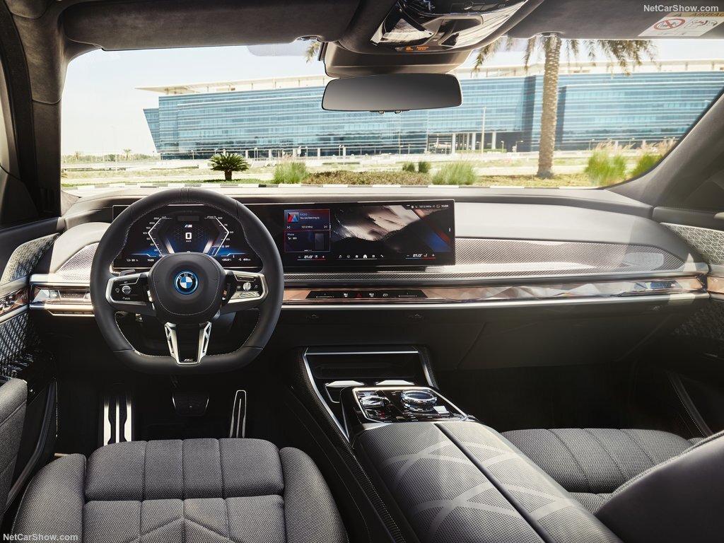 بی‌ام‌و M ۷۰ xDrive
