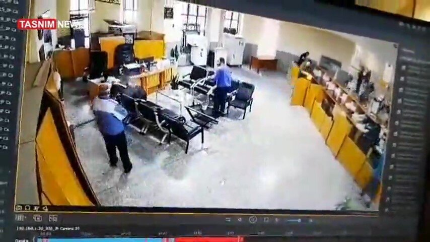 روایت «جزئیات آخرین تماس تلفنی» آیت‌الله سلیمانی قبل از سوء قصد در بانک