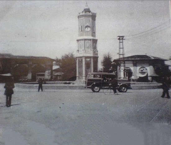 عکس‌های قدیمی و متفاوت از فلکه ساعت ساری؛ ۹۰ ساعت قبل