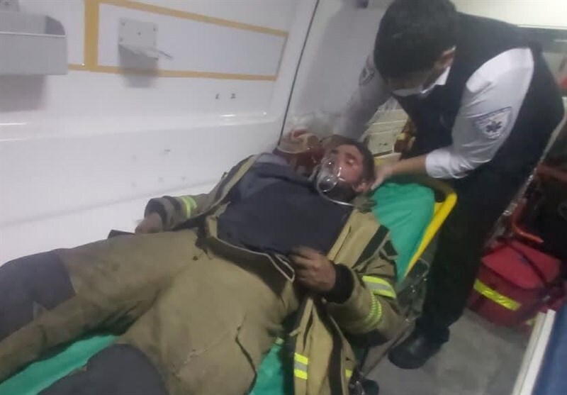 آتش‌سوزی آپارتمان ۳۶ واحدی در قزوین/ ۲۰ نفر مصدوم شدند