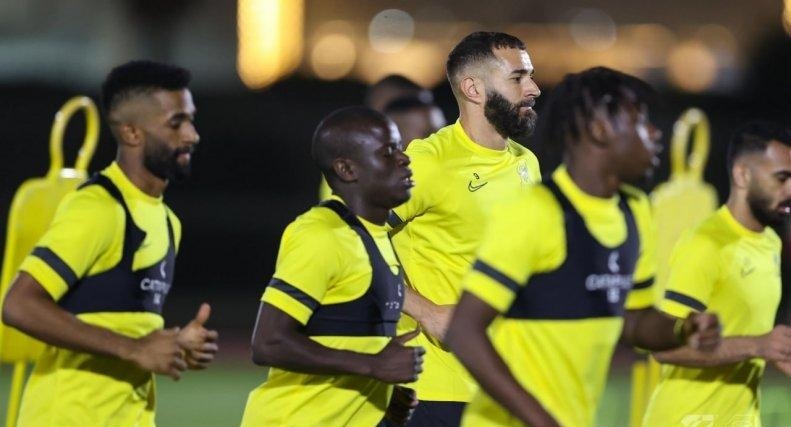 (عکس) کریم بنزما و انگولو کانته در اولین تمرین الاتحاد