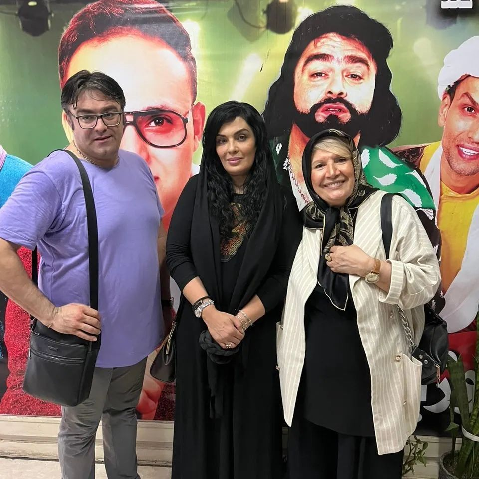 عکسی از دورهمی پرجمیعت مازیار لرستانی و چند چهره مشهور