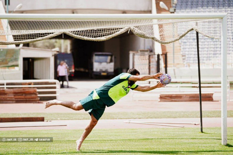 (عکس) دروازه بانی حسن یزدانی در اردوی تیم ملی