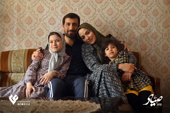 پای باران کوثری به جشنواره باز شد؛ خاطره آقای کارگردان از حوله پاره شده اش!