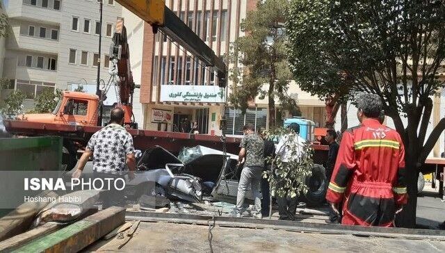 (تصاویر) زیر گرفتن طلبکار با تریلی در بلوار قائم سمنان