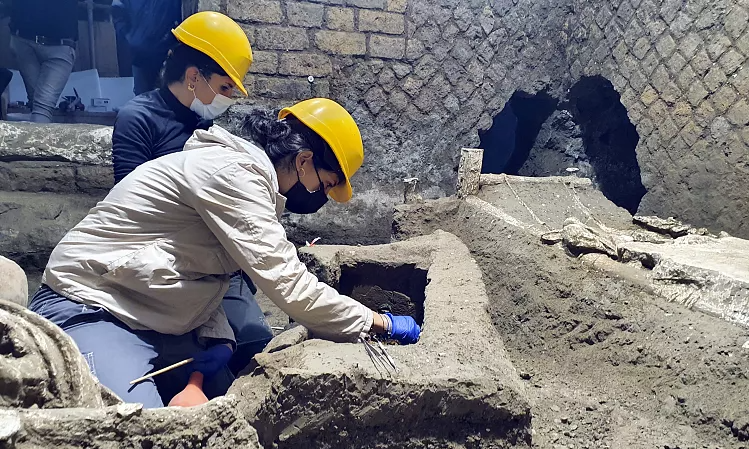(عکس) در اتاق خواب دو هزارساله بردگان خبری از غل و زنجیر نیست