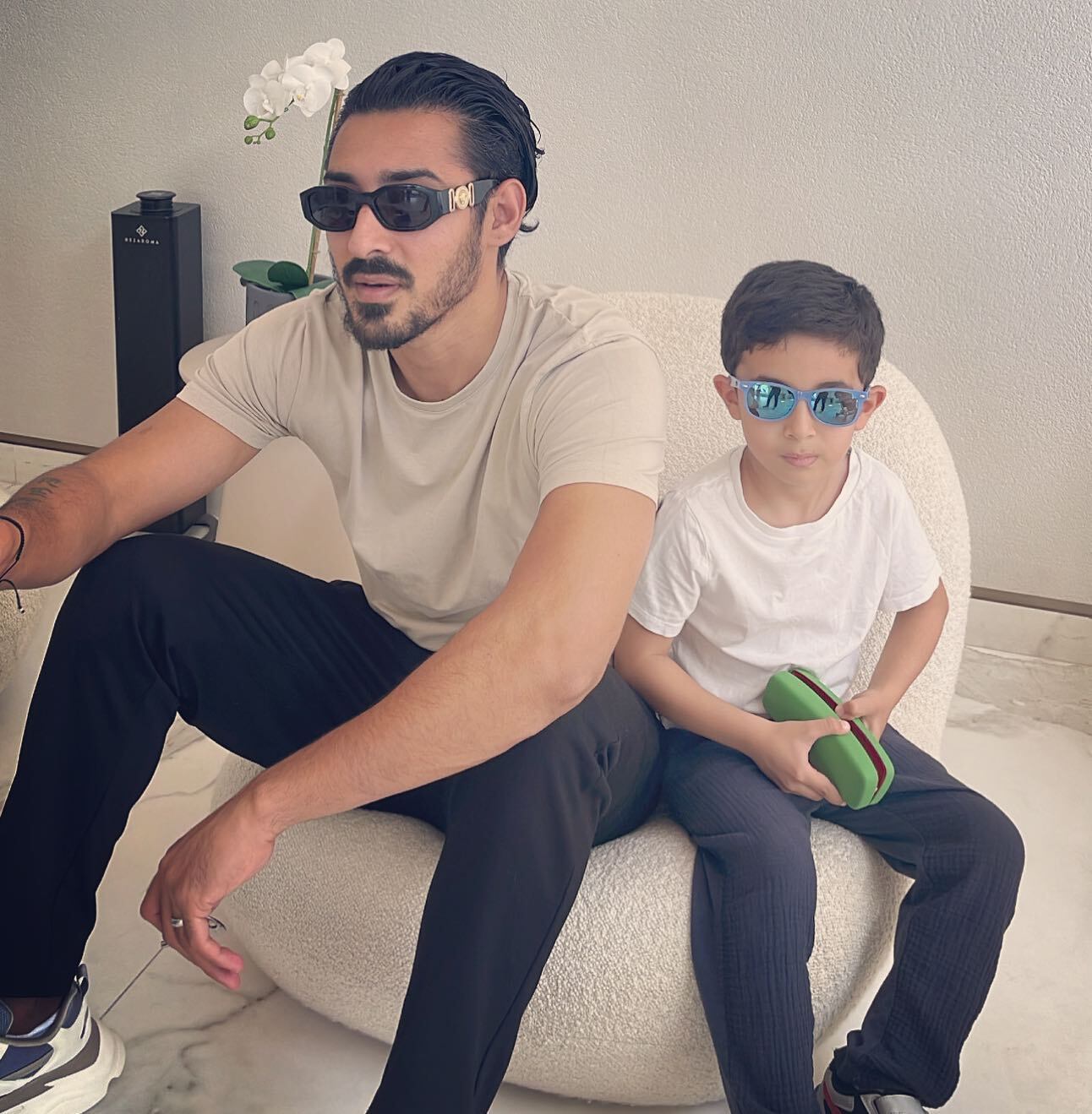 قاب خانوادگی ستاره فوتبال ایران در دبی