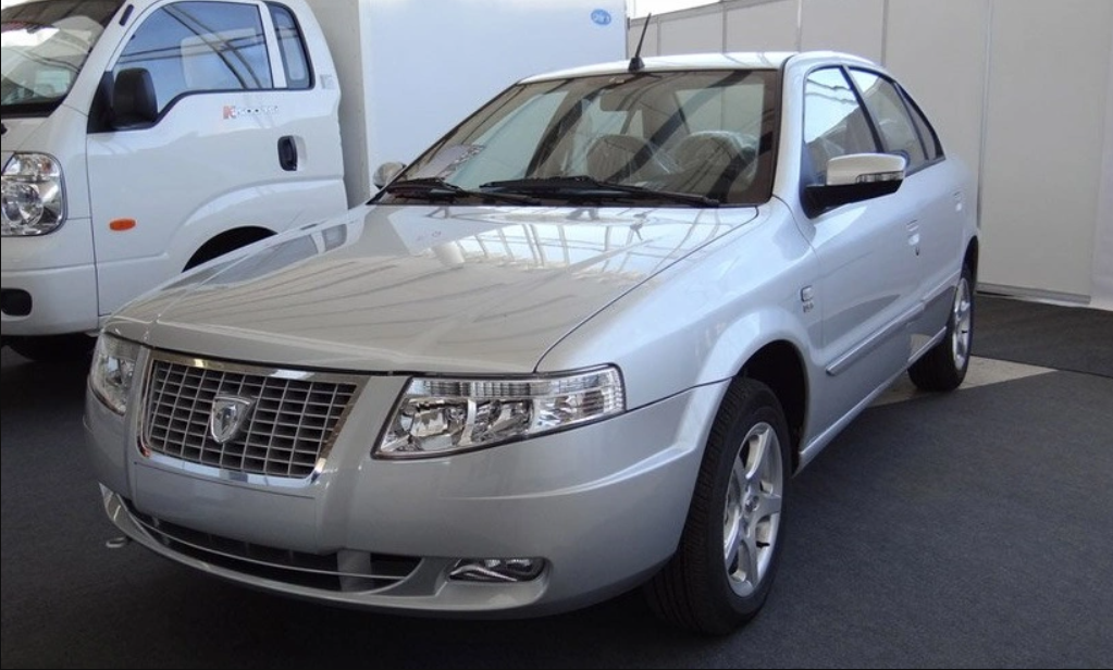 (عکس) سریع‌ترین خودروی ایرانی در مقابل سریع‌ترین خودروی جهان