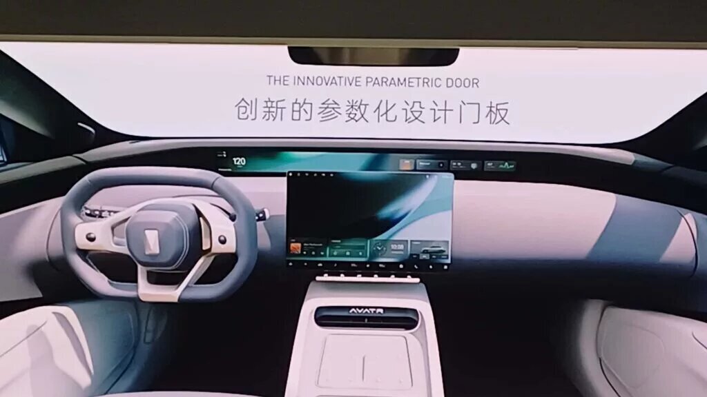 تمام سورپرایز‌های ماشینی که یک ایرانی برای چین طراحی کرده