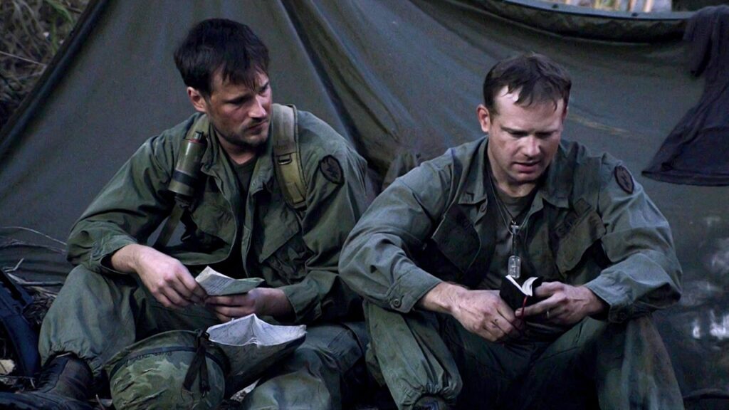 ۱۶ فیلم جنگی برتر در مورد جنگ ویتنام؛ از Faith of Our Fathers تا Casualties of War