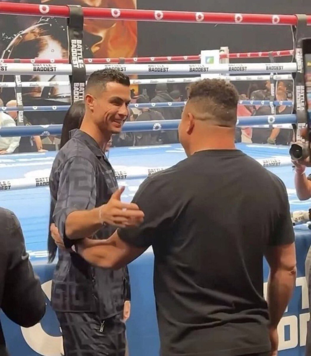 (عکس) ملاقات گرم دو رونالدو در مراسم پرستاره عربستانی‌ها