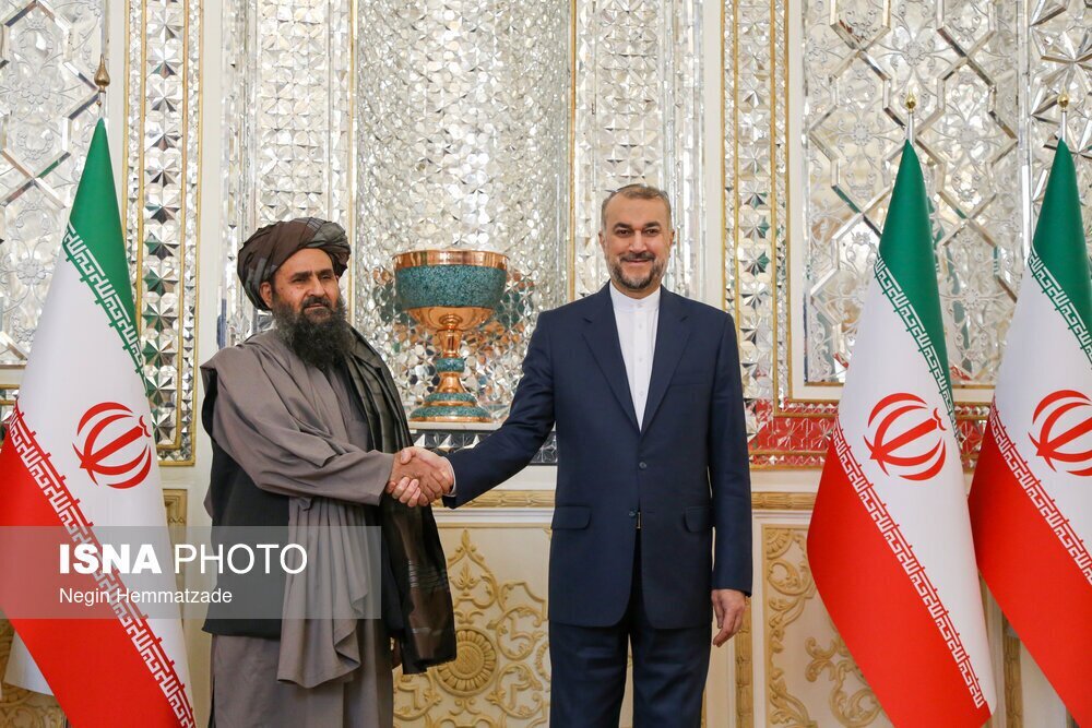 عکسی که ثابت می‌کند ایران طالبان را به رسمیت نمی‌شناسد