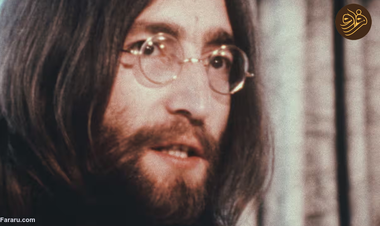 چه چیزی این مرد را به سوی قتل جان لنون سوق داد؟/ بررسی مجدد پرونده قتل جان لنون در یک مستند/ آیا قاتل جان لنون توسط اف بی آی شستشوی مغزی داده شده بود؟ چگونه ماموران پلیس در صحنه قتل فکر کردند قاتل جان لنون قتل را از پیش برنامه ریزی کرده بود/ افشای فایل صوتی قاتل جان لنون با وکلایش؛ او جان لنون را یک پولدار ریاکار می دانست که مردم را به ساده زیستی تشویق می کرد (از دو روز پیش مستند در حال پخشه)