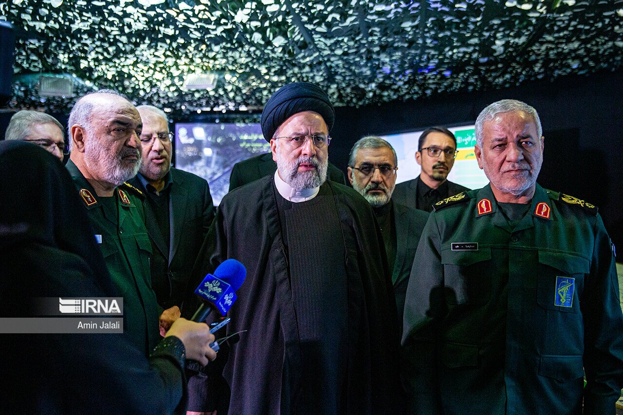 ابراهیم رئیسی به قرارگاه سپاه پاسداران رفت