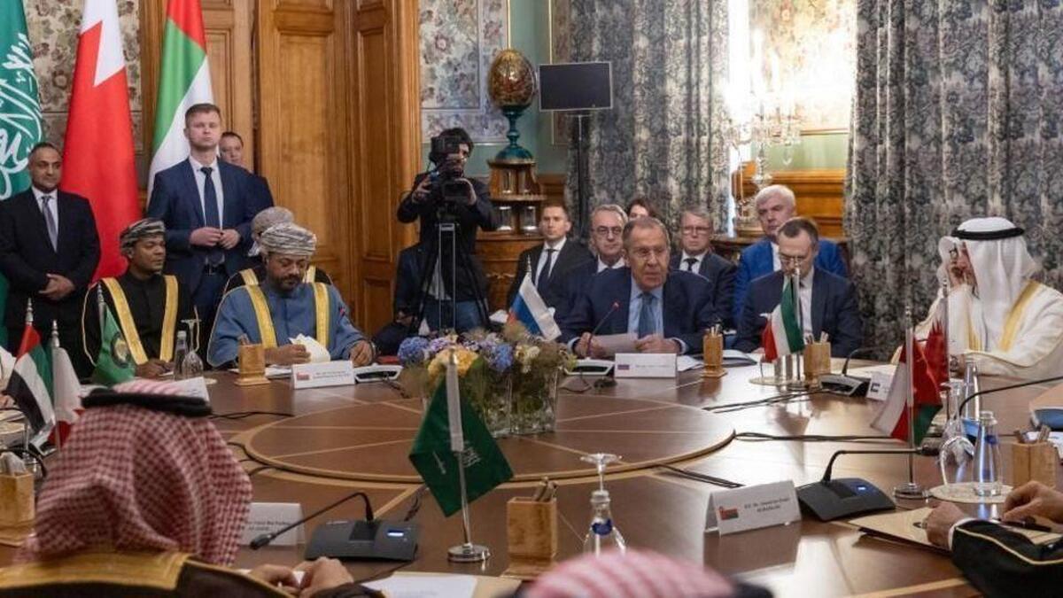 به روس ها و شخص پوتین بفهمانید که ایران