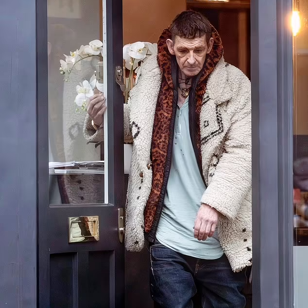 تصویر باورنکردنی ستاره «پیکی بلایندرز» پس از دستگیری به خاطر مواد مخدر