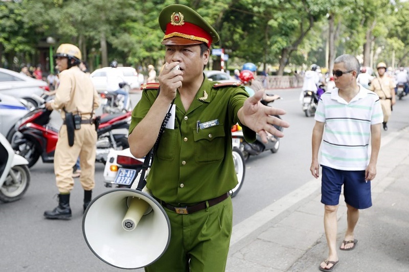 (تصاویر) یونیفورم پلیس در کشورهای مختلف دنیا چگونه است؟