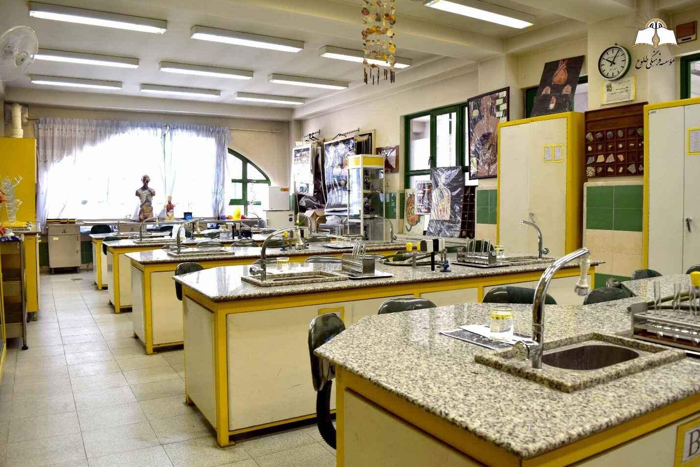 مدارس ممتاز