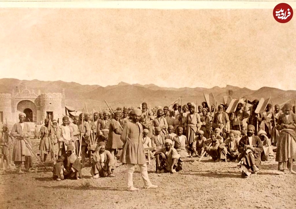 (تصاویر) سفر به عصر قاجار؛ رژه در «نقش جهان» و پروژه‌های عمرانی ناصرالدین‌شاه!