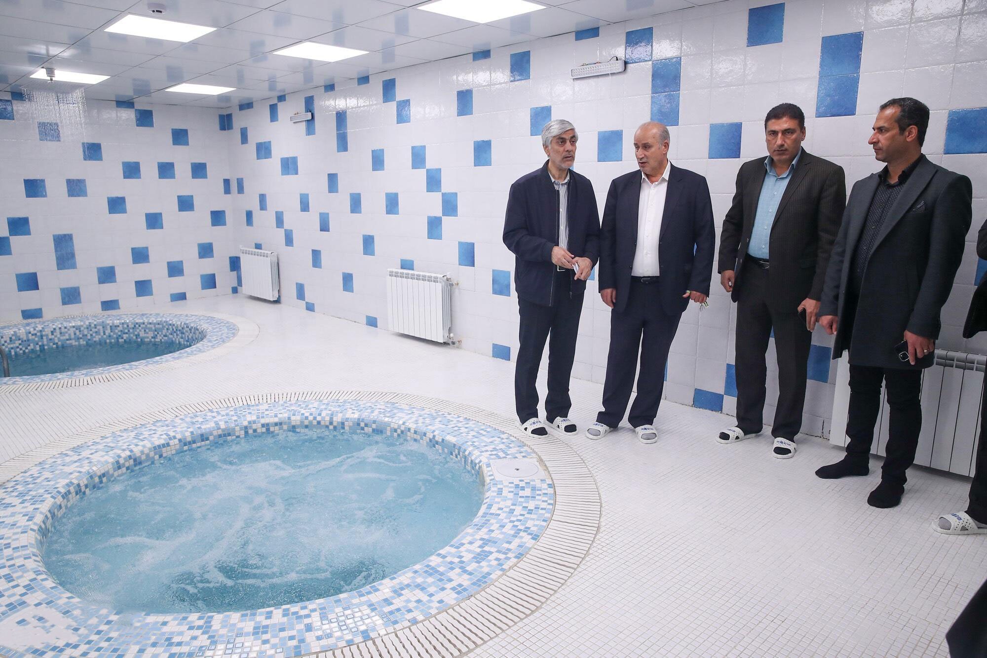 (تصاویر) آبروریزی در یک مراسم افتتاحیه با حضور وزیر ورزش