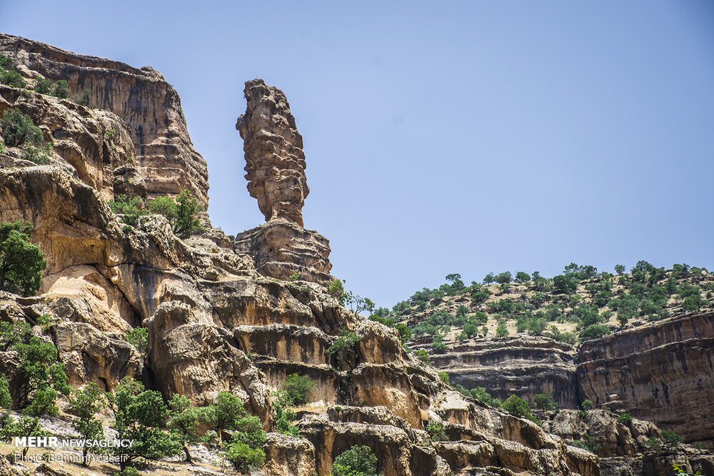 دره‌ای حیرت انگیز با تصاویر رویایی / به صحنه هنرنمایی طبیعت برویم///