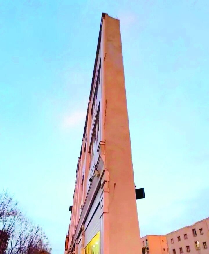 باریک‌ترین آپارتمان جهان در قم!