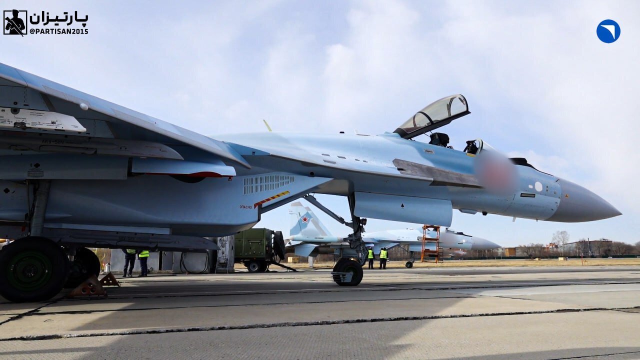 اولین دسته از جنگنده‌های سوخو۳۵ وارد روسیه شدند