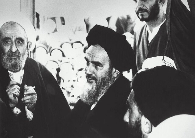 افشای کینه شاه از قم