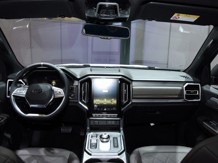 پیکاپ T ۹ برقی، گزینه واردات به ایران