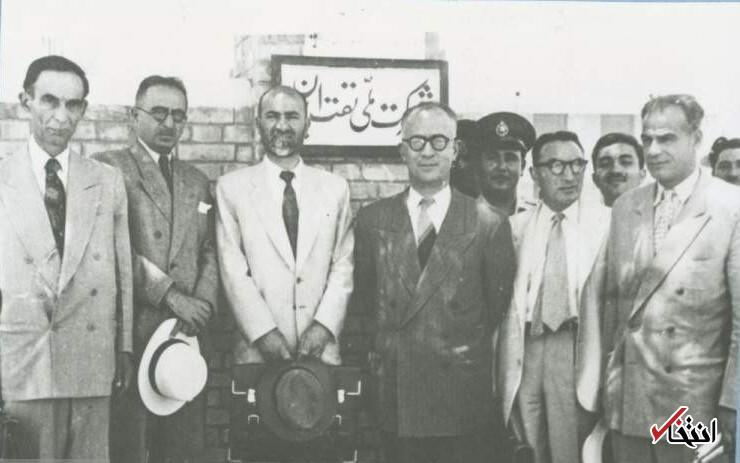 (عکس) بازرگان انگلیسی‌ها را بیرون می‌کند