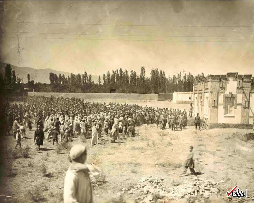 (عکس) ۱۳۰۴؛ بازدید رضاشاه از پادگان الماسیه