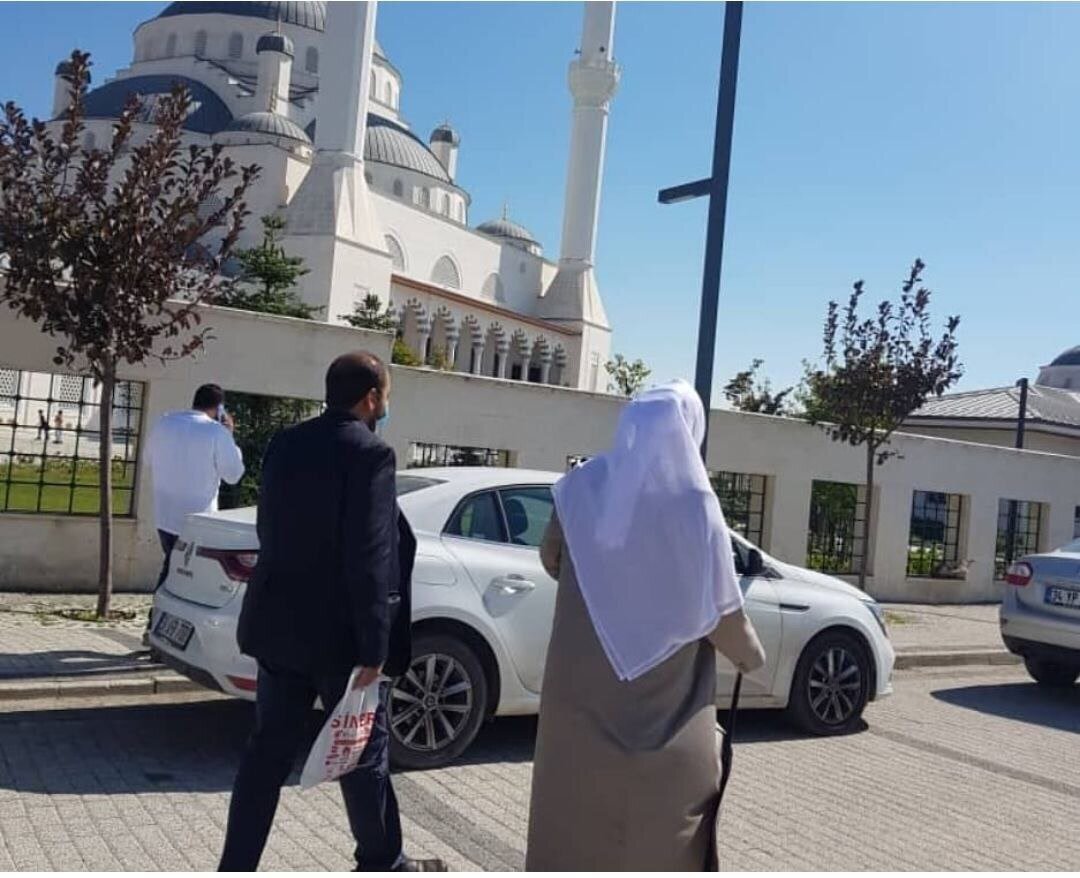 انتشار نخستین تصویر از سفر مولوی عبدالحمید به ترکیه