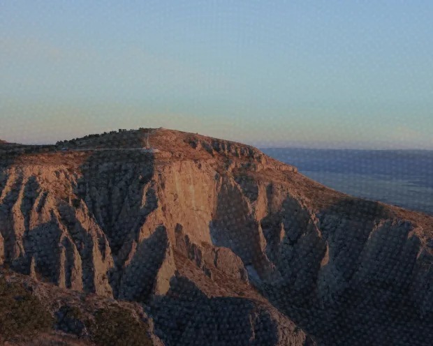 (تصاویر) هزینه ۴۲ میلیون دلاری جف بزوس برای ساخت ساعت عجیب‌وغریب