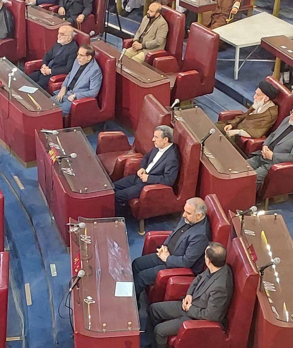 تصویری از احمدی نژاد در افتتاحیه مجلس خبرگان