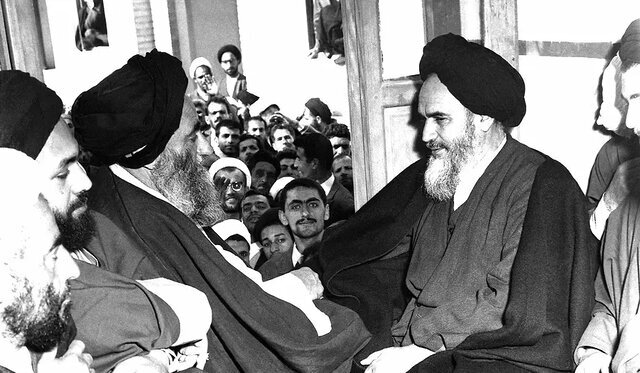 (تصاویر) تنها عکاسِ شناخته شده قیام ۱۵ خرداد کیست؟