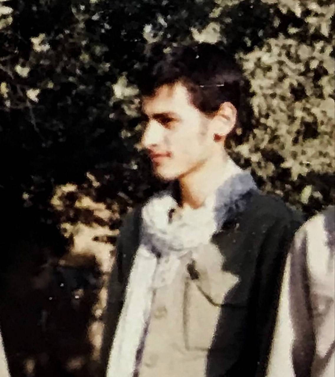 تصویر کمتر دیده شده از دوران نوجوانی قاضی‌زاده هاشمی کاندیدای ریاست جمهوری در دوران دفاع مقدس
