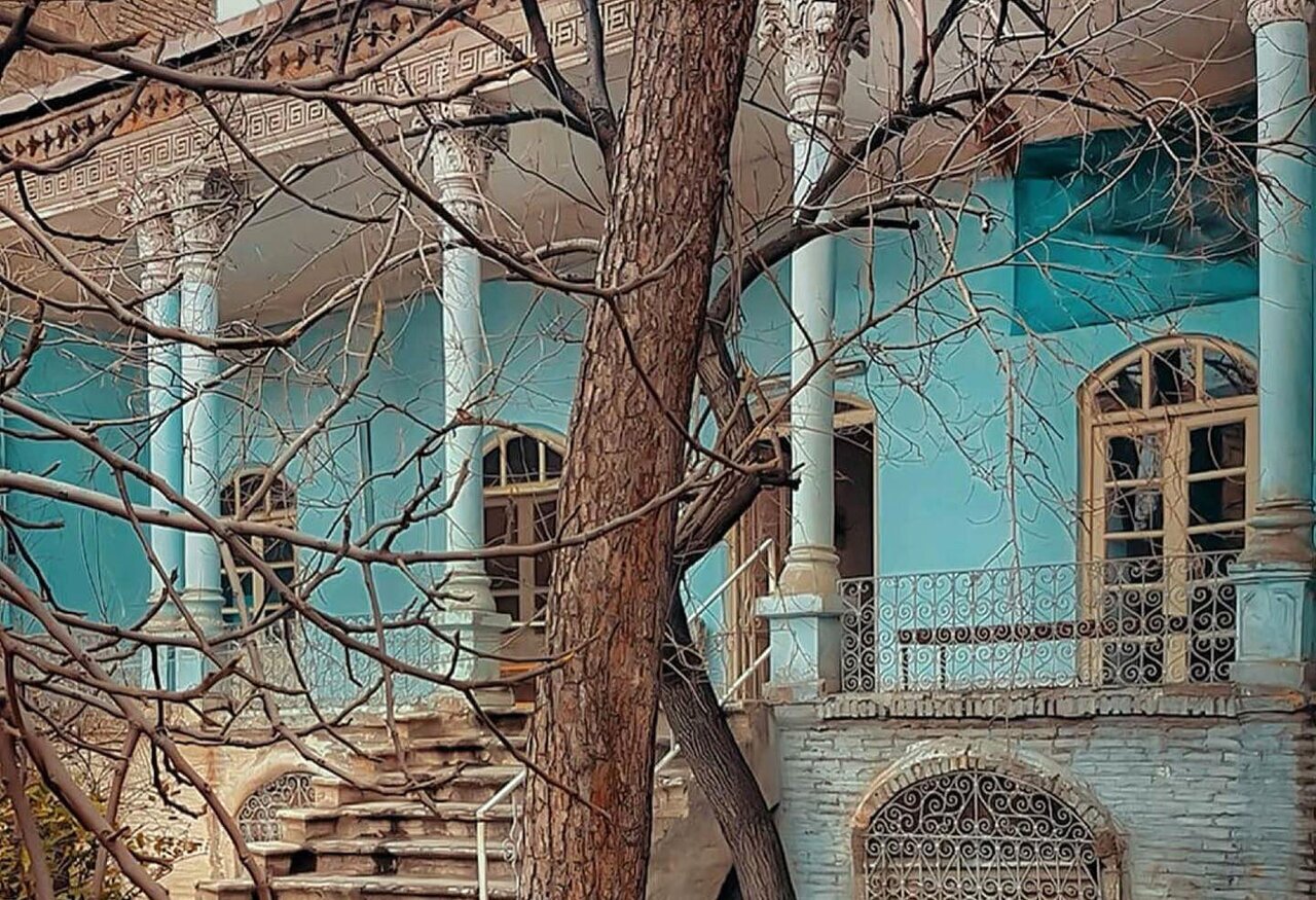 نخستین دبستان دخترانه تهران را چه کسی تاسیس کرد؟ | مدرسه ناموس را بشناسید