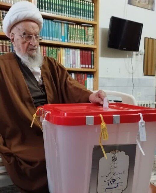 حاشیه و متن انتخابات ریاست جمهوری ۱۴ تیر حاشیه و متن انتخابات ریاست جمهوری ۱۴ تیر